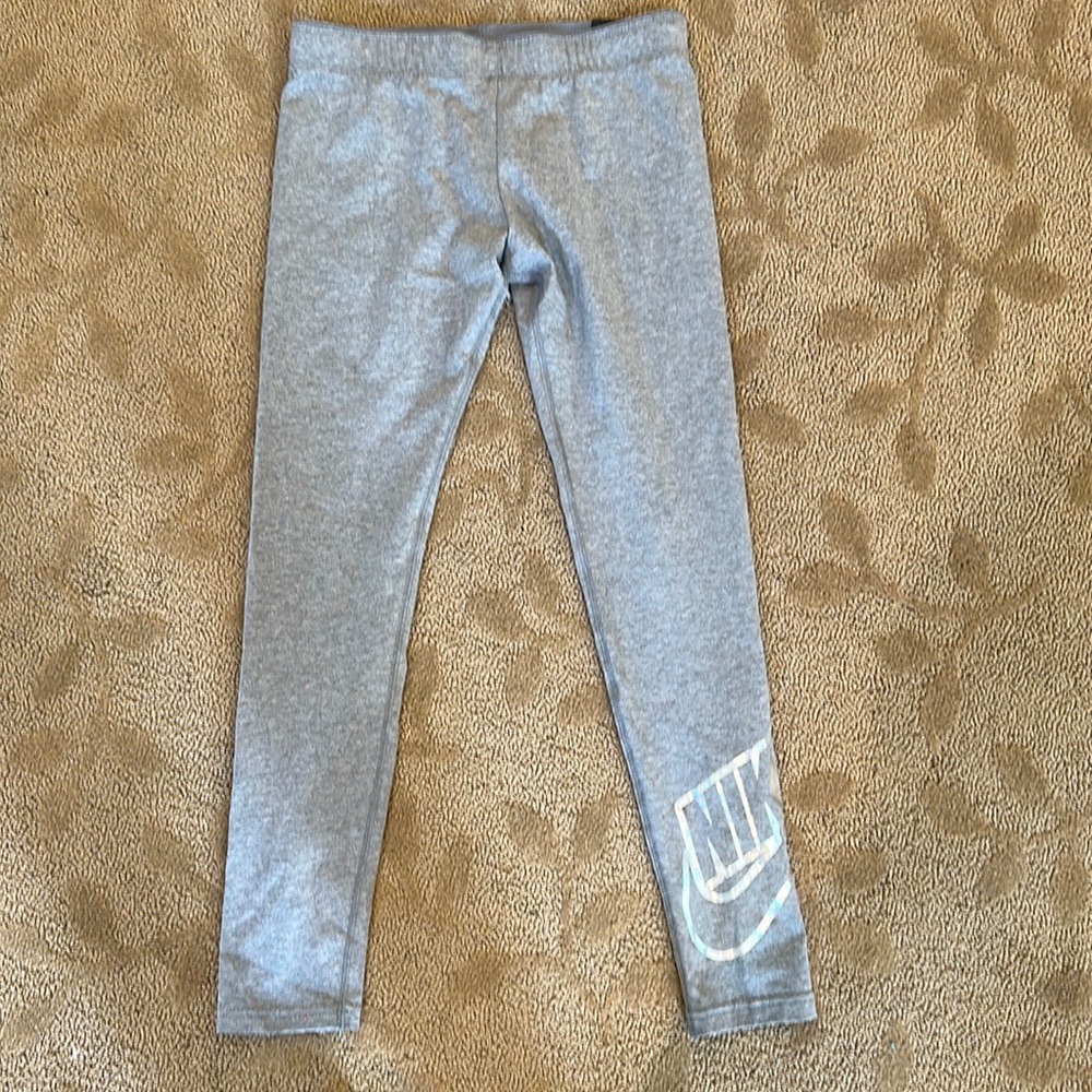 Nike gray girls legging child M NWT